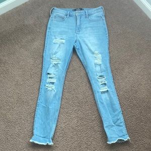 Hollister High Rise Crop Super Skinny